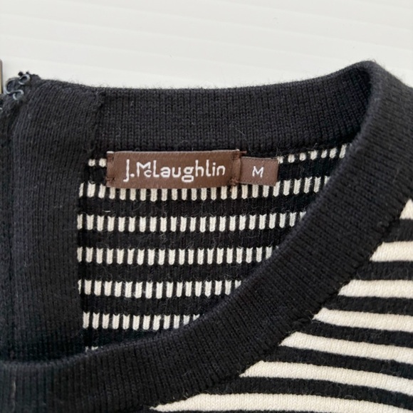 J. McLaughlin Knit Striped Color Block Dress Medium Black White - Picture 6 of 9
